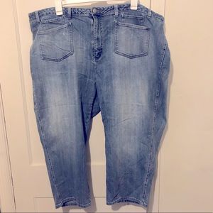 Plus Size 28. Lane Bryant. Jean Capri